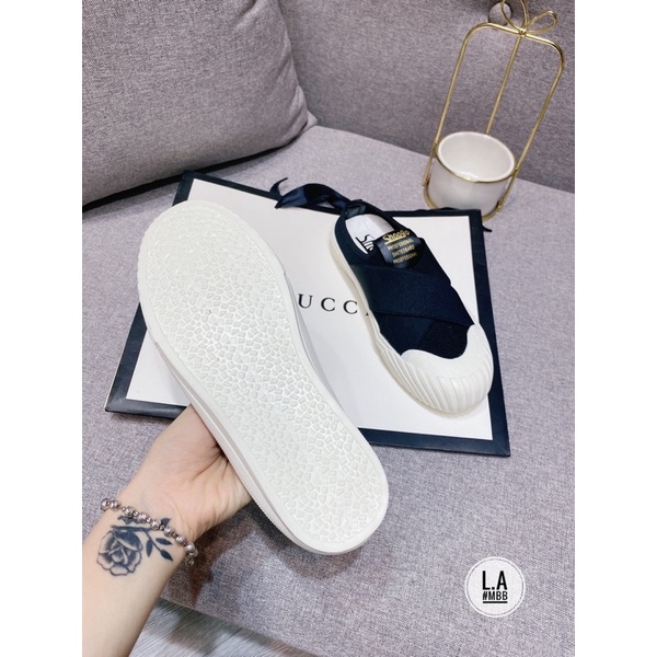 Giày sục chun chéo pha mũi êm mềm dễ đi