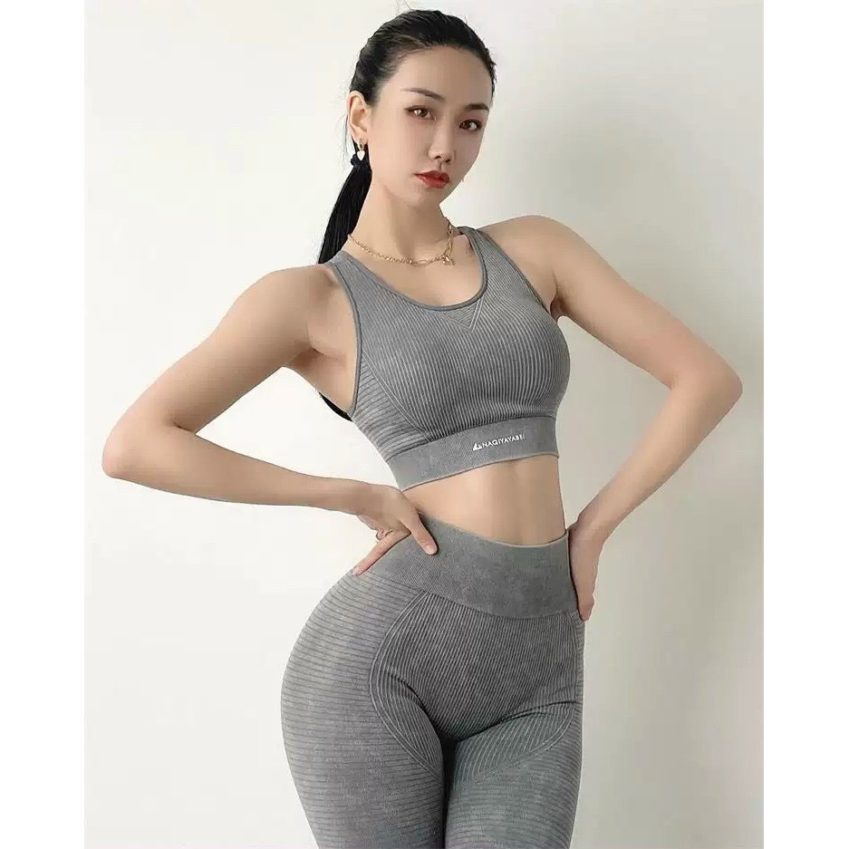 Set bộ đồ tập Gym chơi thể thao nữ quần áo tập Yoga cao cấp chất liệu Polyester thấm hút ẩm BS SPORT