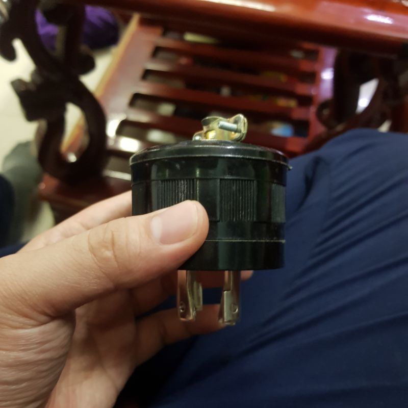 [TIến Thành]Phích cắm điện locking 3 pha 4 chấu khóa 30A - PC2-6307 - dùng trong ngành may