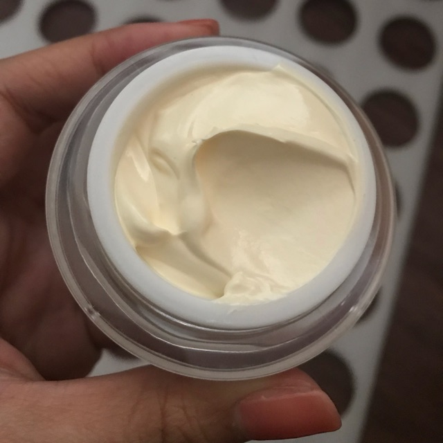 Kem face phấn nhung cao cấp