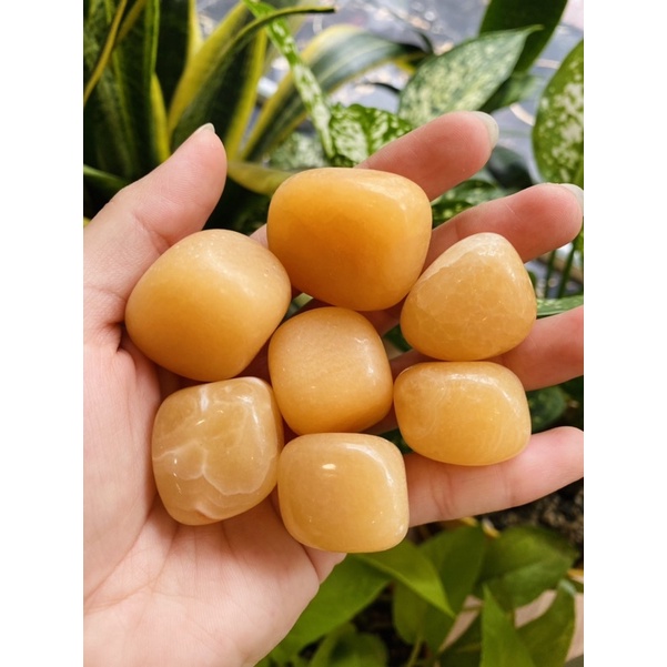 Tumble đá Honey Calcite