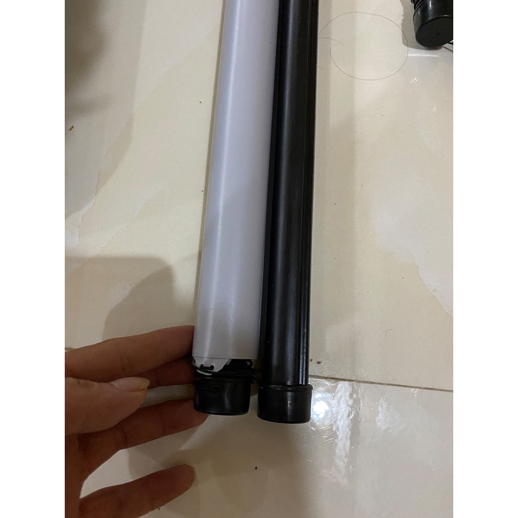 100″ – Màn chiếu 3 chân Tiến Nam V6+