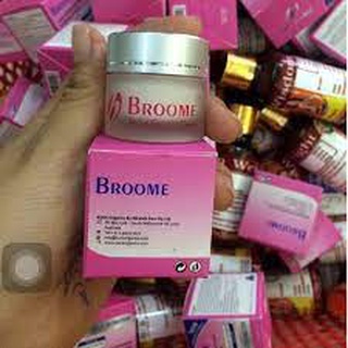 Kem mụn broome