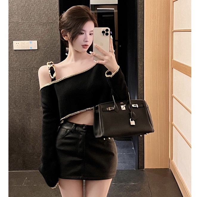 Áo Dệt Kim Trễ Vai Tay Dài Màu Đen Phong Cách Hàn Quốc