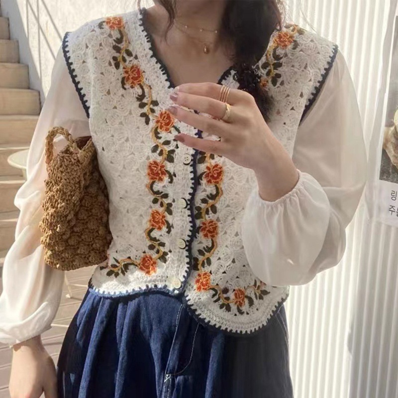 Áo Croptop Chiffon Tay Dài Phồng Thêu Hoa Màu Sắc Tương Phản Thời Trang Cho Nữ