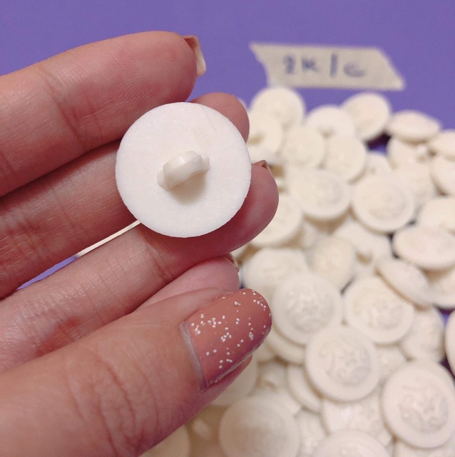 5 Nút áo, cúc áo, khuy áo trắng hoa sữa