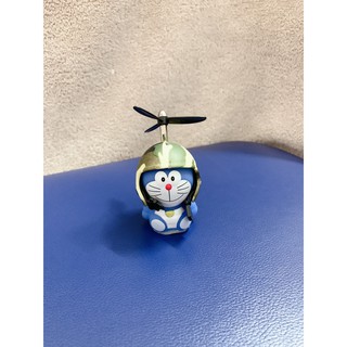 Doraemon chong chóng tre độc đáo