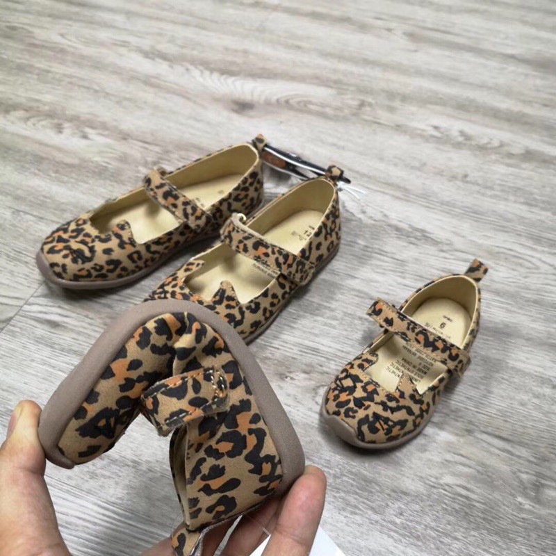 Giày Anko da báo dư xịn đét.