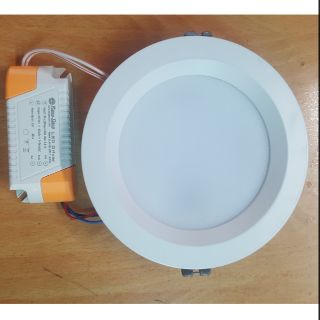 Đèn led âm trần đổi màu 110/9w rạng đông