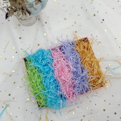 Giấy vụn nhiều màu sắc dùng để trang trí hộp quà 20g