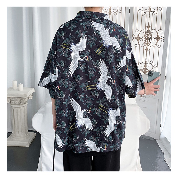 Áo Sơ Mi Tay Ngắn Dáng Rộng In Hình Chim Hạc Kiểu Nhật Bản Cá Tính Cho Nam