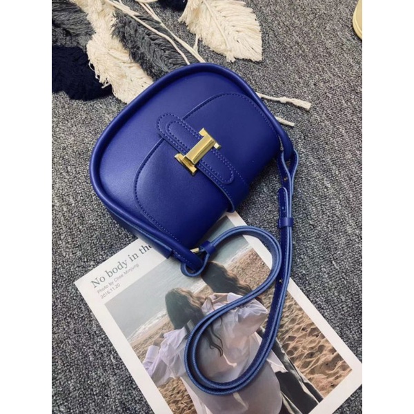 TÚI đeo chéo NHỎ xinh