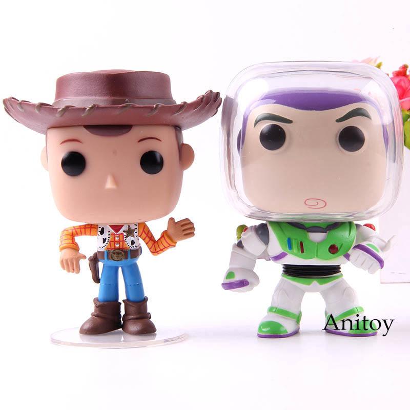 Mô hình nhân vật buzz lightyear trong phim Toy Story 20th