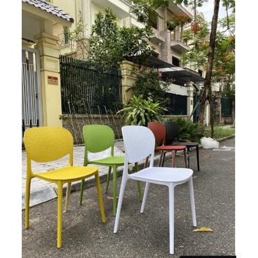 Ghế Cafe - Ghế Nhựa Đúc HOL SANKYO Với Các Không Gian Quán Nước, Quán Caffe, Ngoài Trời, Làm Ghế Ăn.