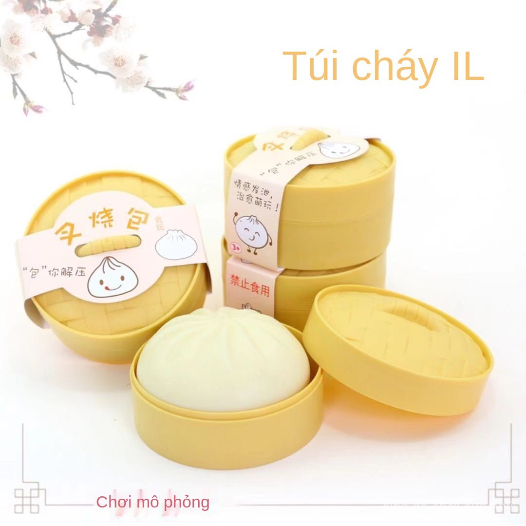 Đồ Chơi Bánh Bao Thú Vị Cho Người Lớn