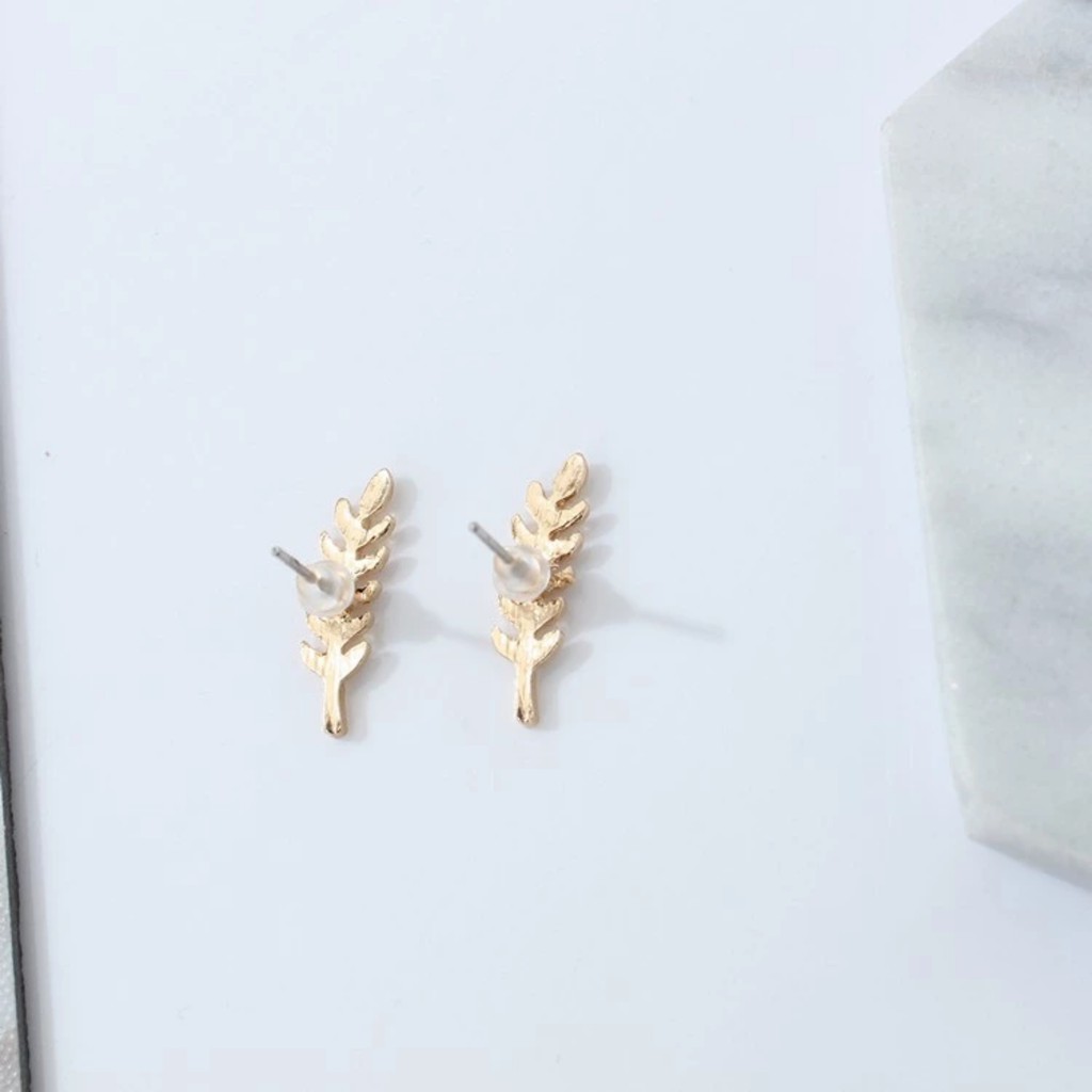 Bông Tai Hình Cành Lá Nhỏ Nhắn Xinh Xắn Dễ Thương, Kích Thước 2.1 X 0.6 cm