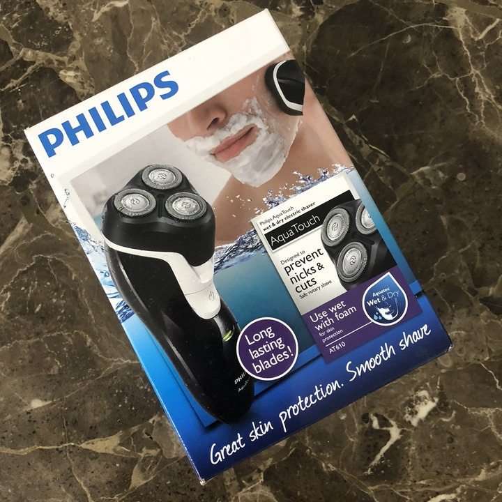 Máy cạo râu khô và ướt cao cấp Philips AT610 - Kiểu pin: Lithium-ion