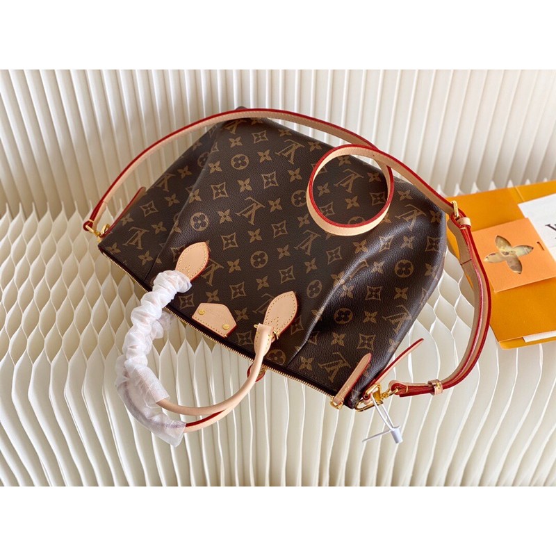 Túi đo chéo/ túi xách nữ Louis Vuitton LV size lớn da mềm cao cấp in dập logo sắc nét