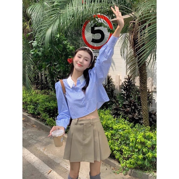 Áo sơmi kẻ xanh phối cổ trắng style Hàn Quốc