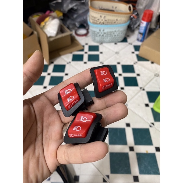 Công Tắc Passing SH Cho AirBlade, Wave, Future ( Kiểu Nút Sh 300i Đỏ)