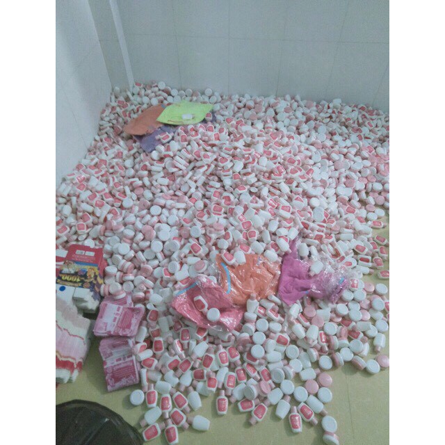 [Mã COS1904 giảm 8% đơn 300K] ( mẫu mới nhất) combo 10 bộ kem dưỡng kone mẫu mới nhất 2019 y hình | BigBuy360 - bigbuy360.vn