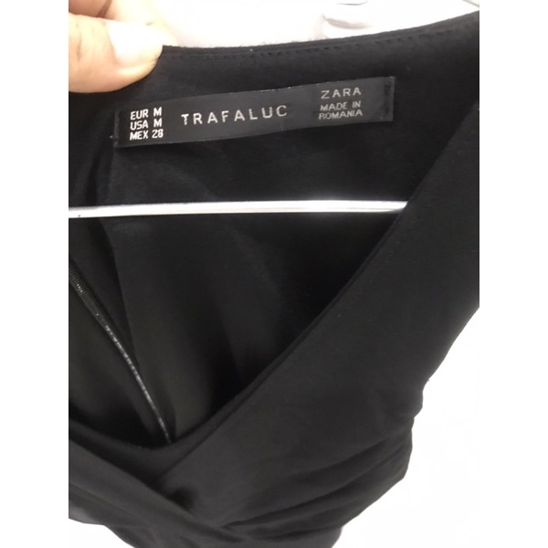 Pass đầm body Zara