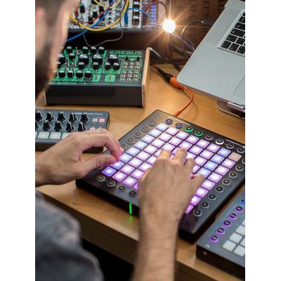 . Miếng dán tùy chỉnh bàn phím MIDI cho người mới bắt đầu Pad DJ RGB Launchpad PRO