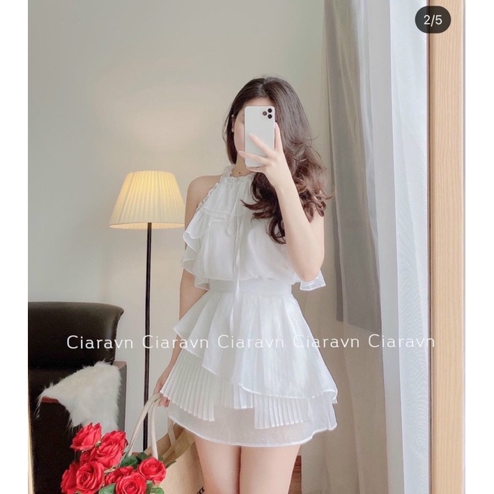 Set Áo Trắng Cổ Yếm Bèo Kèm Chân Váy Xếp Ly