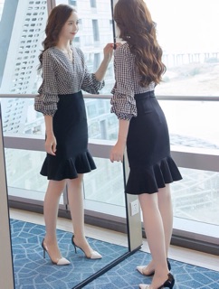 CHÂN VÁY BÚT CHÌ PHỐI ĐUÔI CÁ