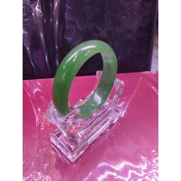 Đế trưng vòng cẩm thạch bảng lớn