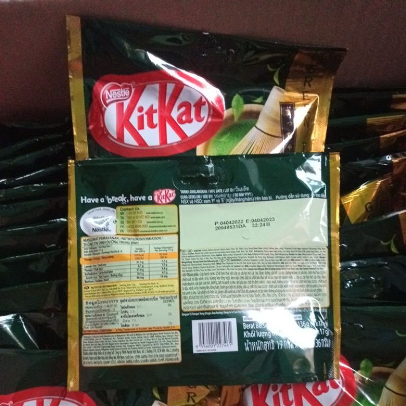 Bánh xốp Socola Kitkat vị Trà Xanh