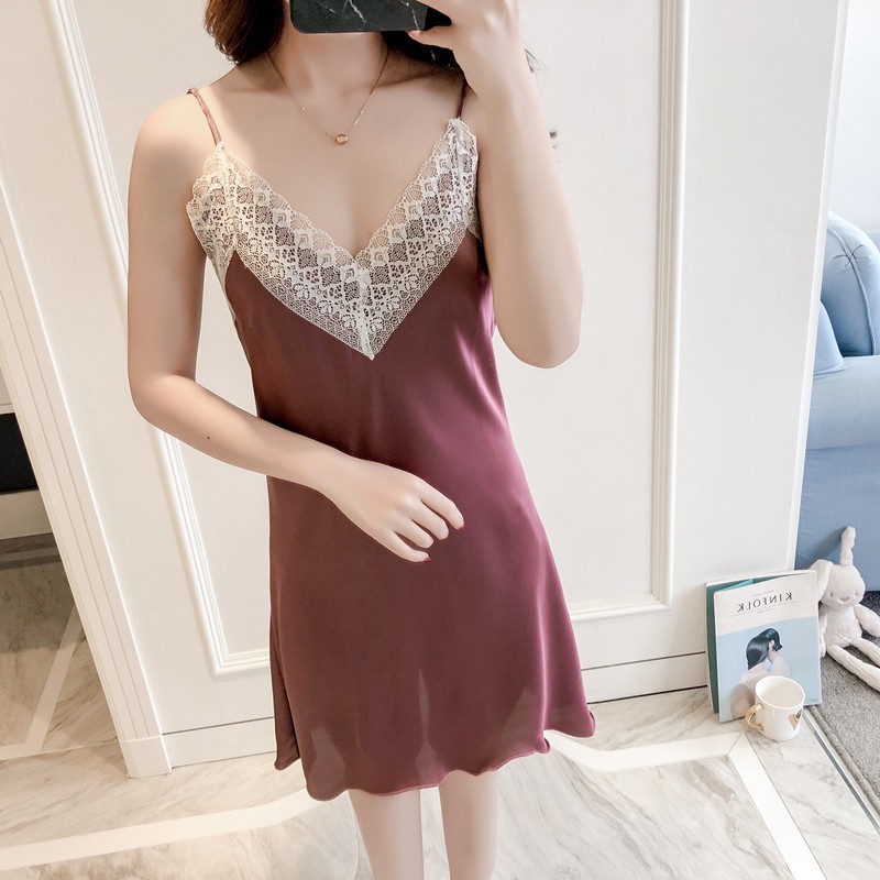 Set Đầm Ngủ Hai Dây Cổ Chữ V Phối Ren + Áo Choàng Chất Liệu Lụa Lạnh Quyến Rũ Cho Nữ | BigBuy360 - bigbuy360.vn