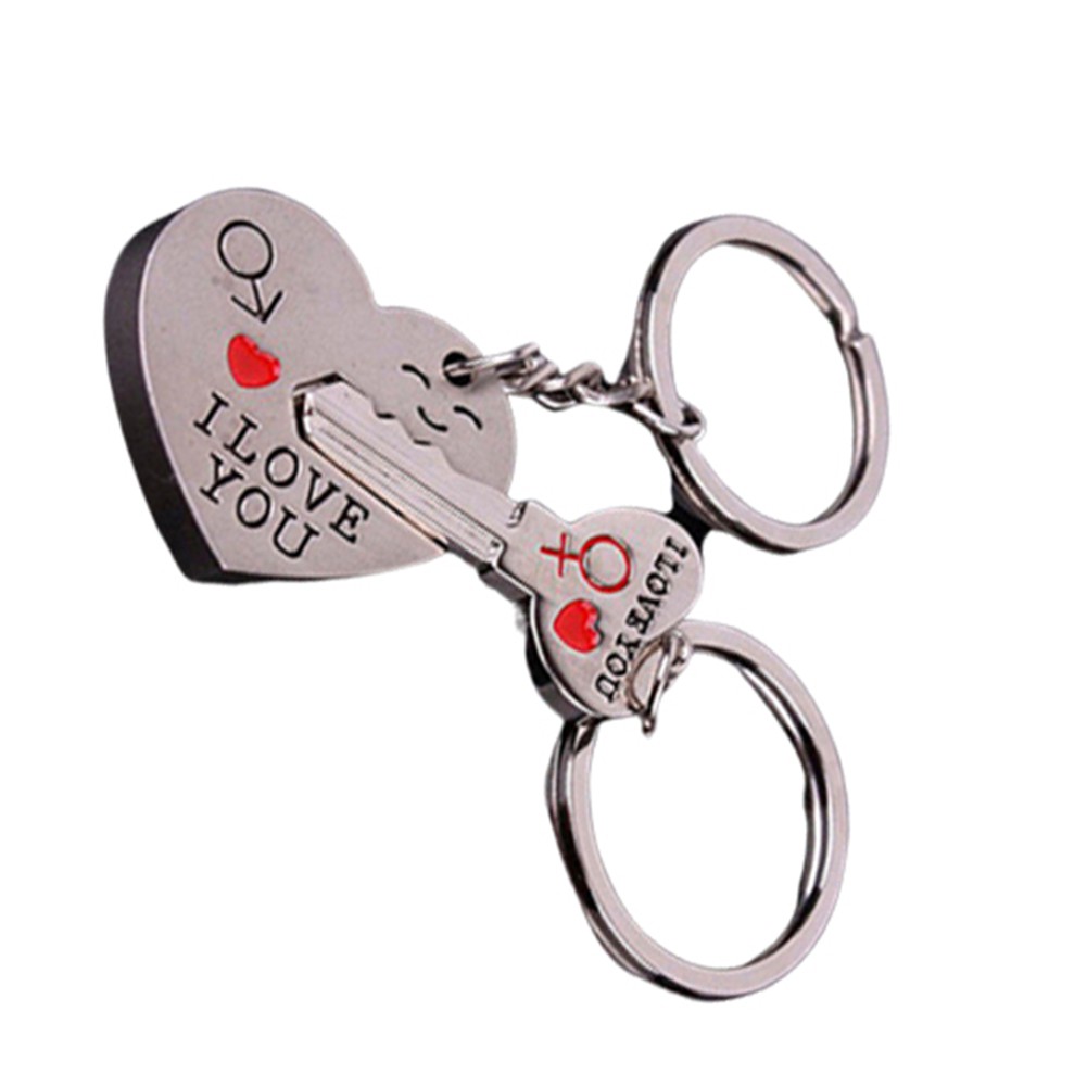 Cặp móc khóa hình trái tim xinh xắn dùng làm quà tặng ngày Valentine
