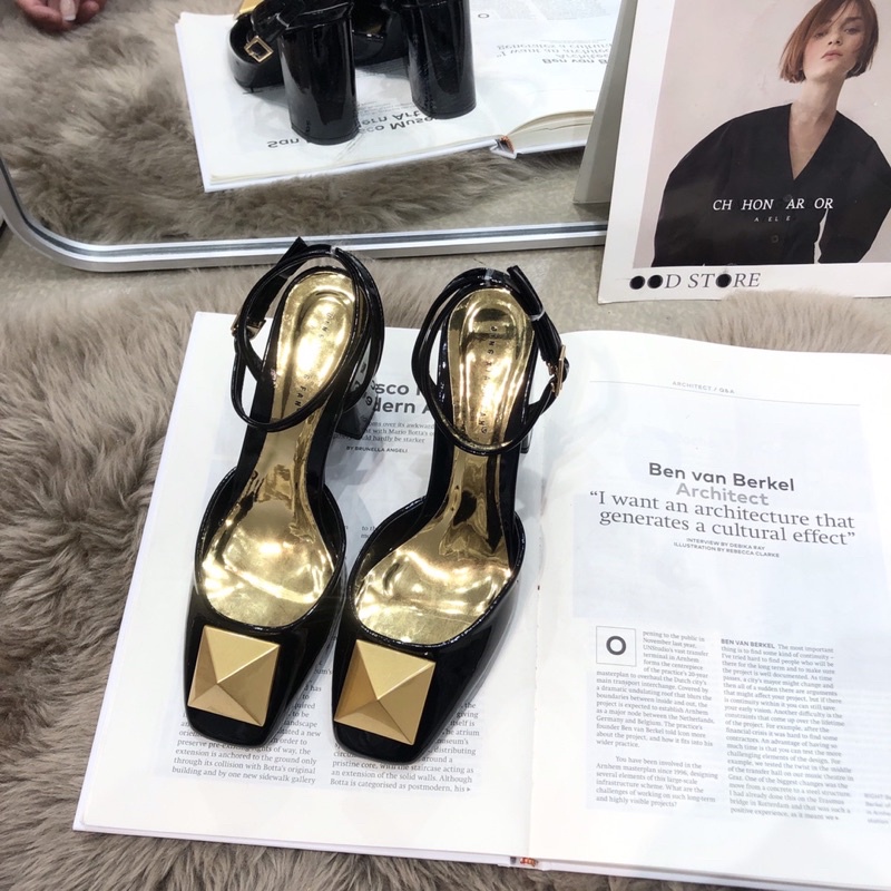 Sandal cao gót da bóng mũi kim loại quai cài qccc fullbox