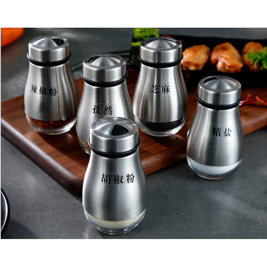 Dụng cụ đựng tiêu nắp nhiều ngăn inox 304.Kích thước : 5.5x10.5x4.3 cm