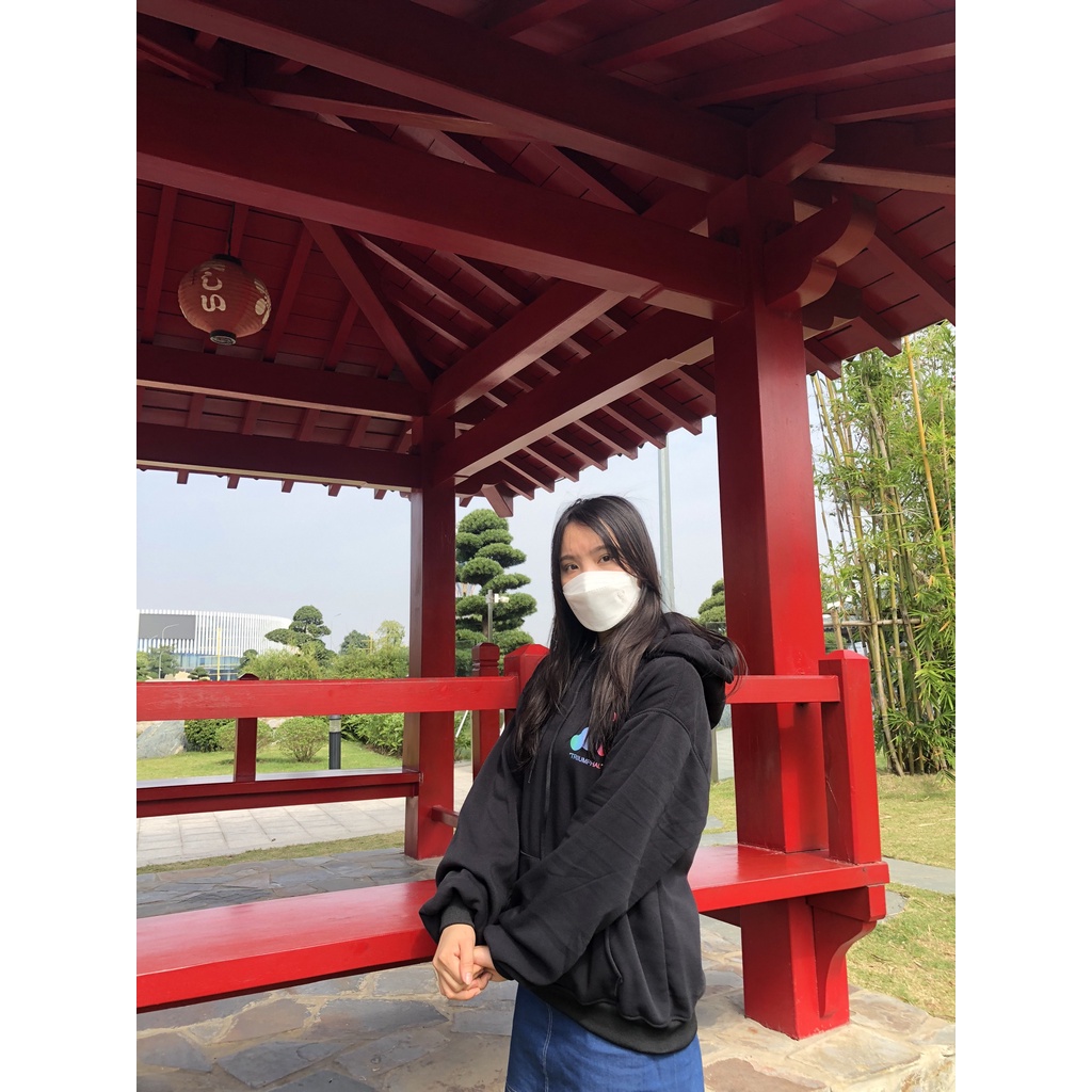 Áo Sweater nỉ bông tay dài in hình Bear phản quang chất cotton dày dặn | BigBuy360 - bigbuy360.vn