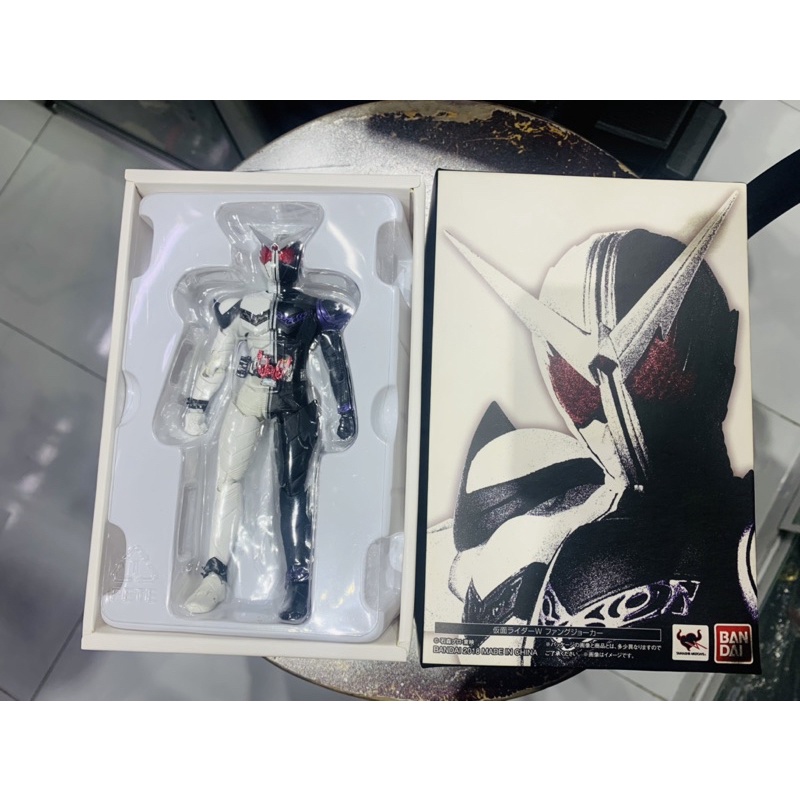 Đồ chơi siêu nhân mô hình SHF KAMEN RIDER FANG JOKER 2.0