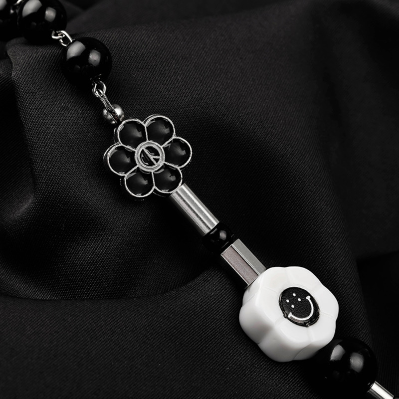 Dây chuyền mặt hình hoa cúc và mặt cười phong cách hip hop dành cho nam và nữ 22707