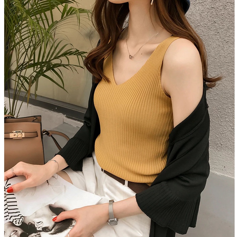 Áo Dệt Kim Sát Nách Cổ Chữ V Màu Sắc Thanh Lịch