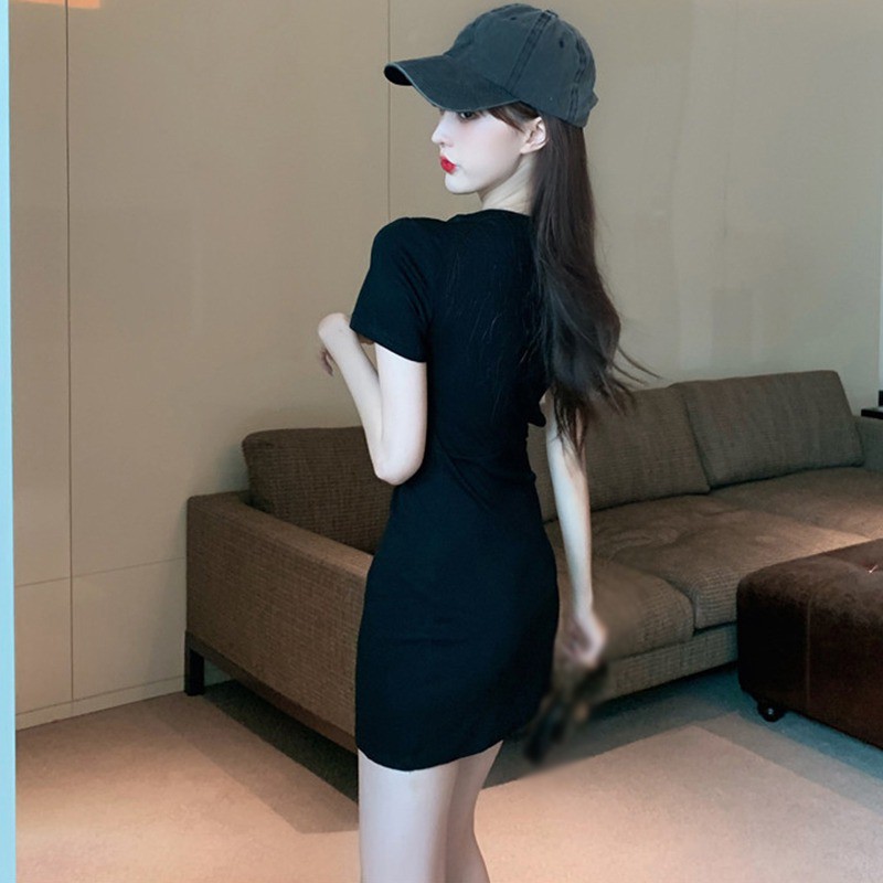 Đầm thun tay ngắn hở eo dáng ôm màu đen phong cách mùa hè dễ phối đồ dành cho nữ
