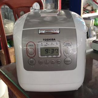 Nồi điện tử Toshiba 1.8 L -RC 18NMFVN giá tốt!