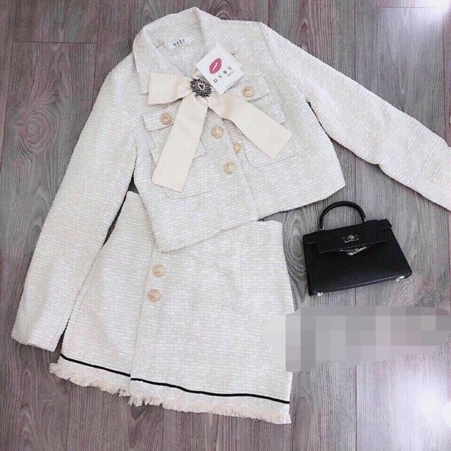 Set dạ