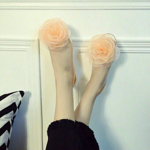 Giày nhựa hoa hồng | BigBuy360 - bigbuy360.vn