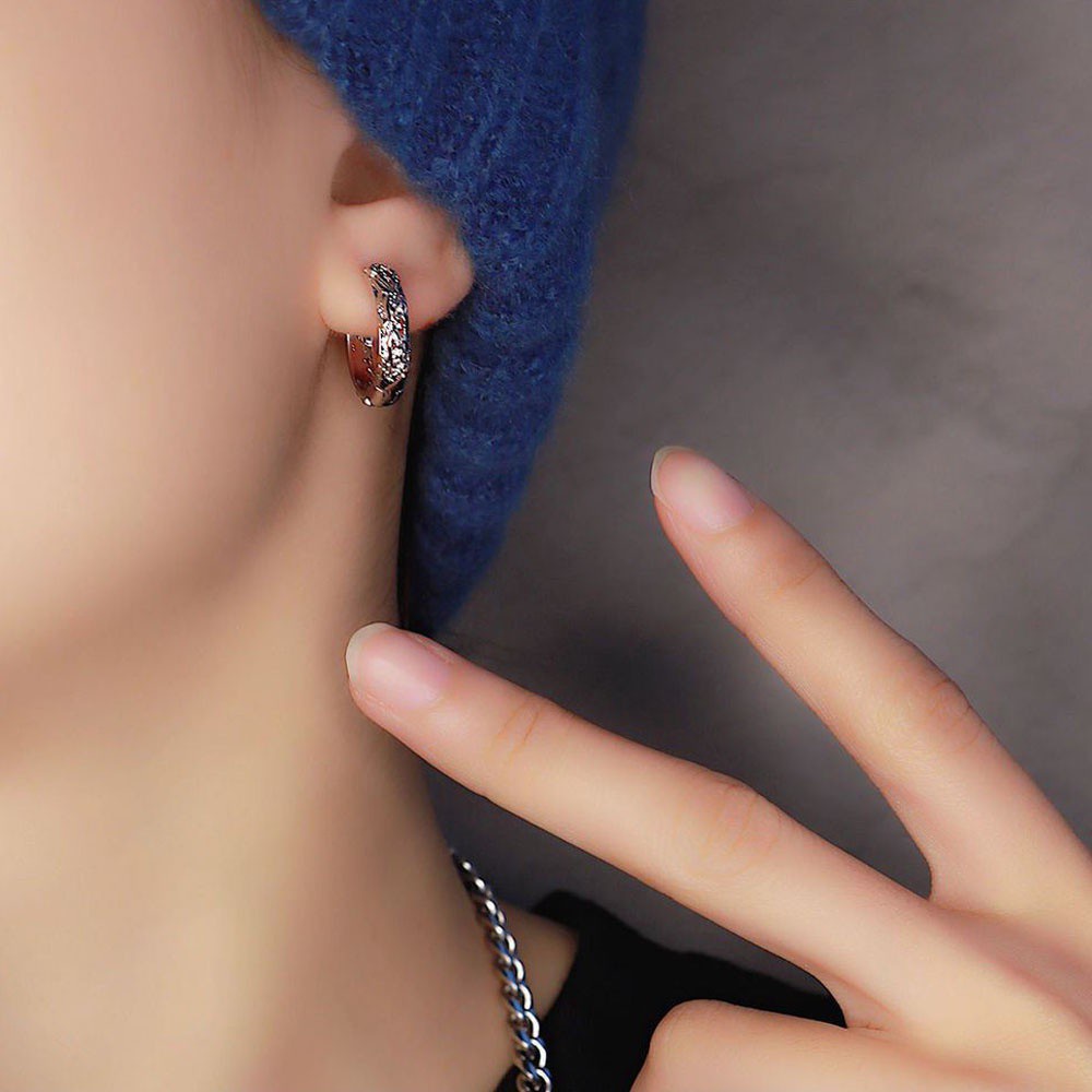 Khuyên Tai Hình Hổ Cá Tính Chất Lượng Cao Phong Cách Hip Hop Đơn Giản Nhiều Màu Sắc Cho Nam