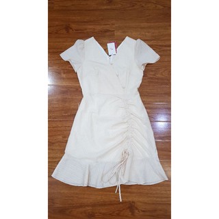 ĐÃ PASS Pass VÁY LÉP SIZE M BST MỚI NEWTAG