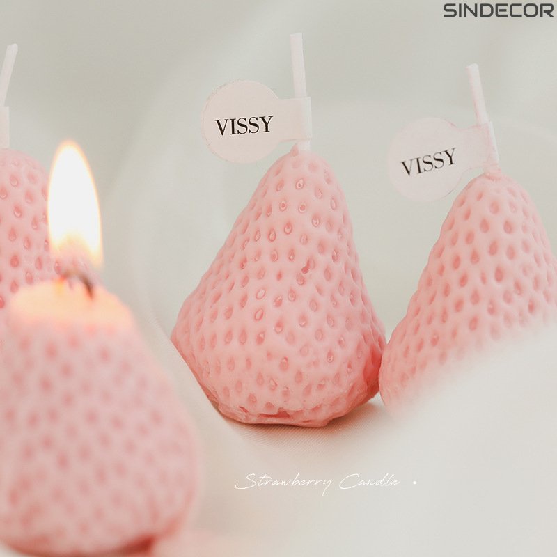 Nến thơm hình quả dâu tây decor phòng, nến thủ công từ sáp đậu nành hương thơm thư giãn Sindecor