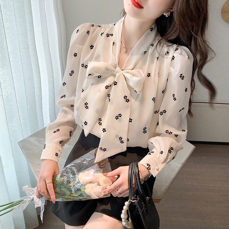Áo sơ mi voan tay dài in họa tiết hoa dễ thương phong cách Hàn Quốc cho nữ