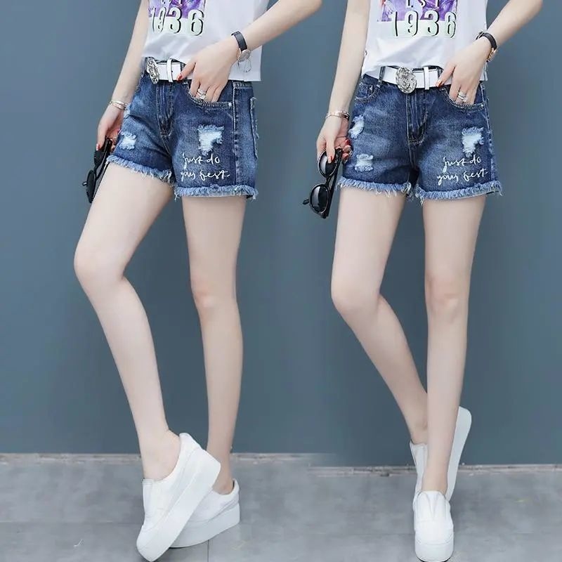 Quần đùi denim lưng cao thêu họa tiết phong cách Hàn Quốc mới thời trang dành cho nữ