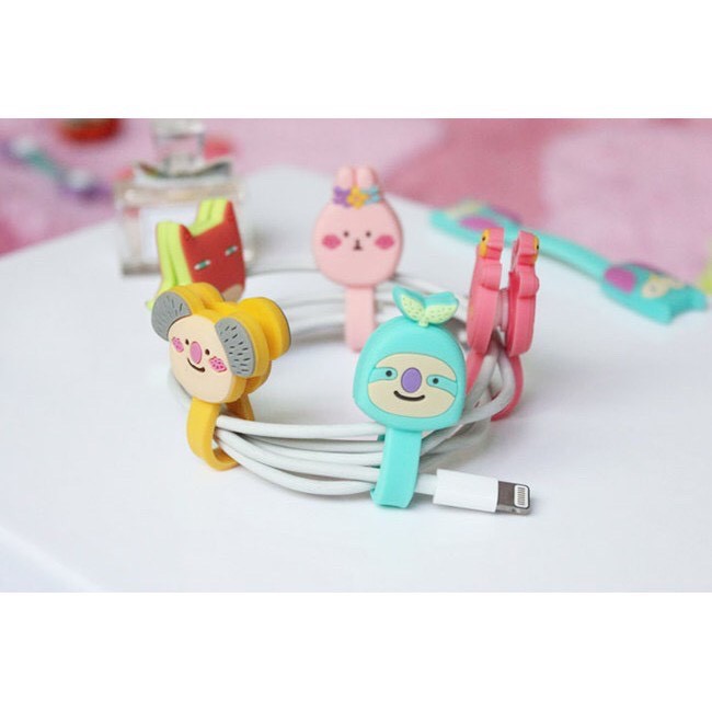 Dụng cụ thu gọn tai nghe, dây cáp sạc silicon mẫu mới dễ thương có cúc bấm tiện lợi
