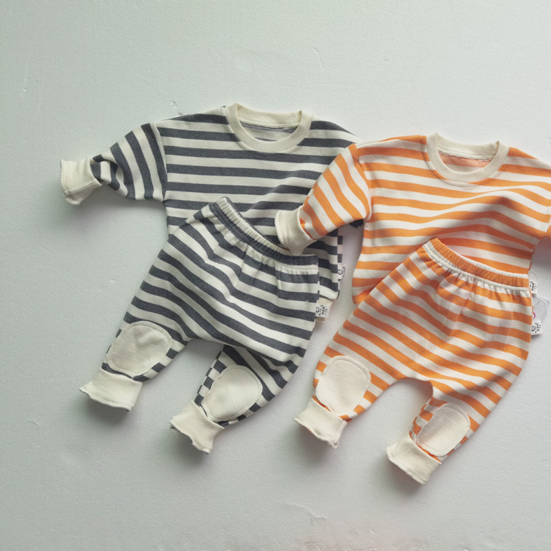 Set áo thun dài tay kẻ sọc + quần dài thời trang cho bé